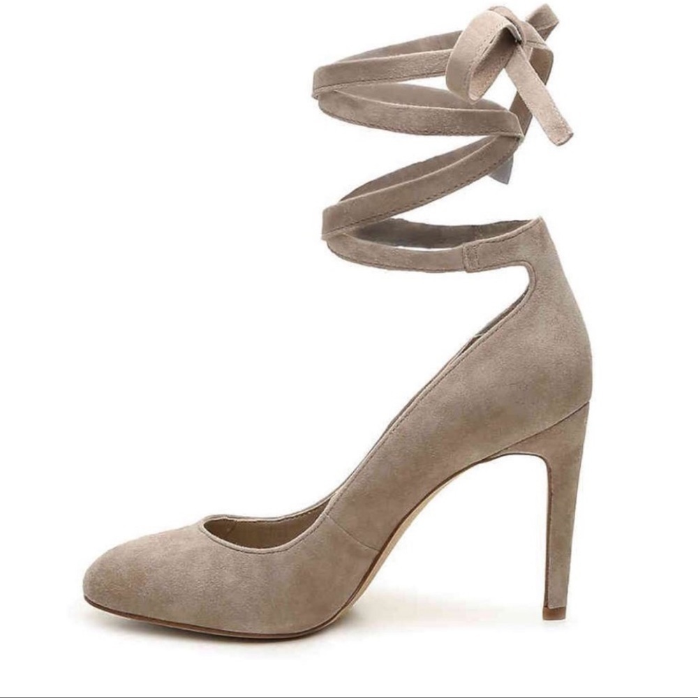 BCBG ELLA Porcini nude / light gray suede leather pumps‎ shoes Sz 10 new